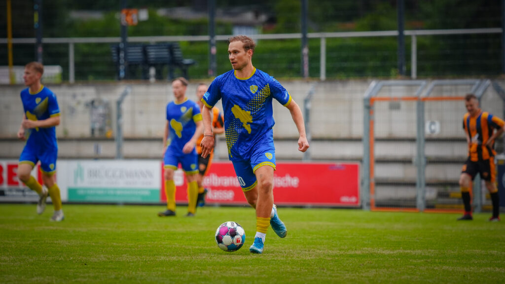 Viele Tore und schöner Fußball beim Legendenspiel 60