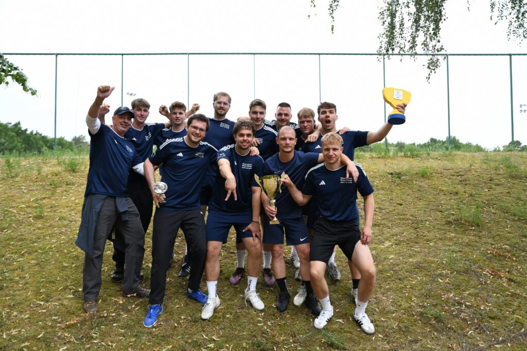 Team um Ronny Körtge gewinnt den 4. Cup der Firmen 131