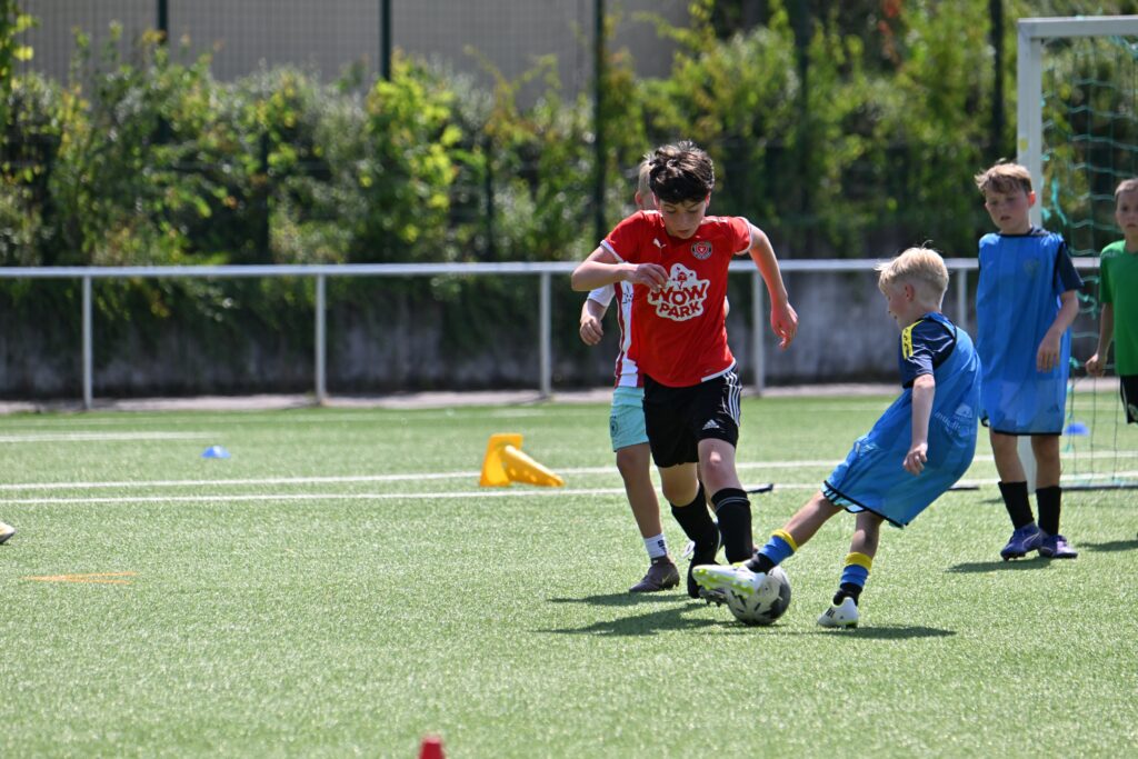 Erfolgreiche vierte Auflage des FSV-Feriencamps ausgebucht 29 Erfolgreiche vierte Auflage des FSV-Feriencamps ausgebucht 29