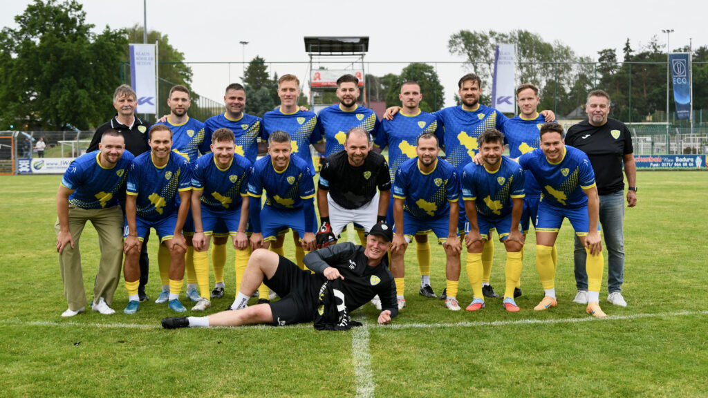 Viele Tore und schöner Fußball beim Legendenspiel 1