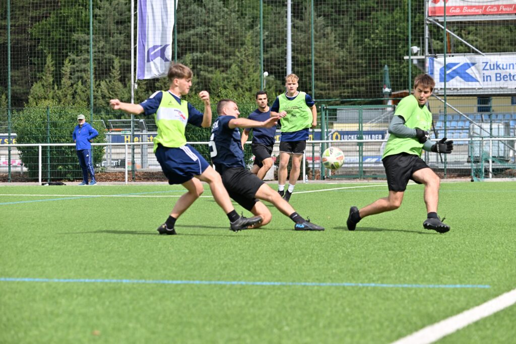Team um Ronny Körtge gewinnt den 4. Cup der Firmen 30