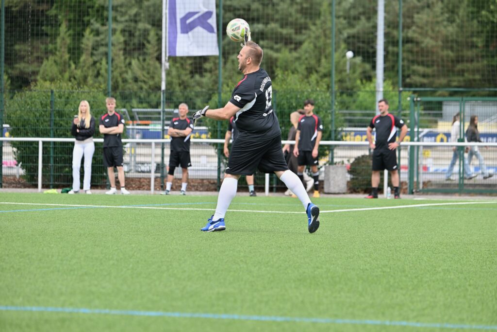 Team um Ronny Körtge gewinnt den 4. Cup der Firmen 77