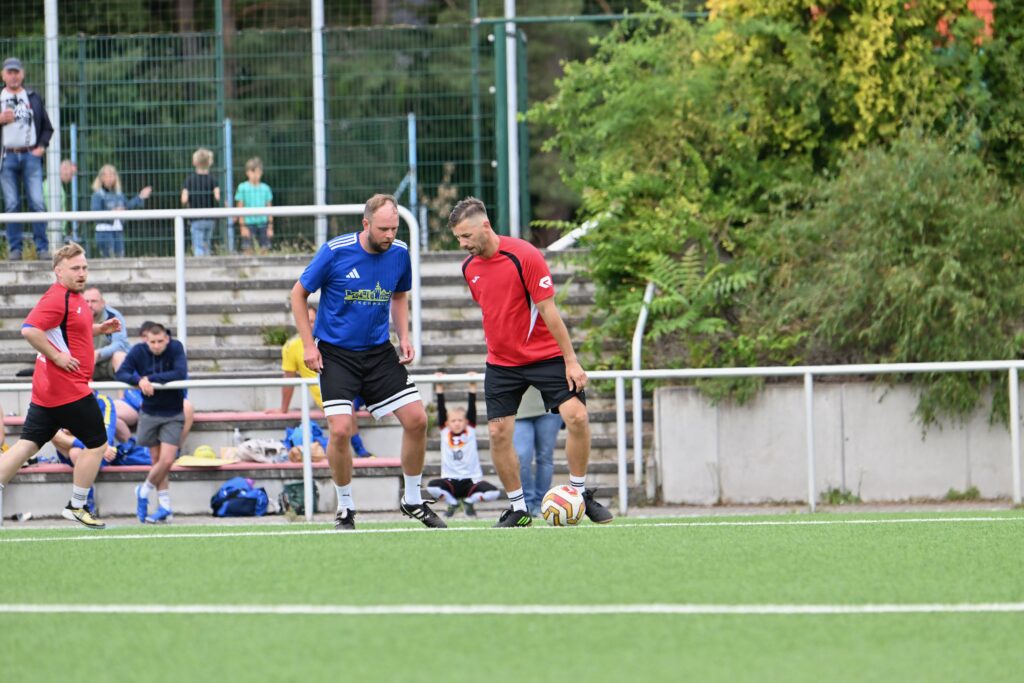 Team um Ronny Körtge gewinnt den 4. Cup der Firmen 85