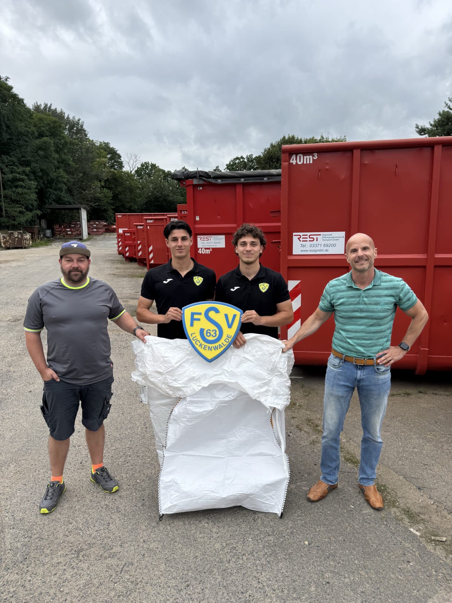 REST GmbH weiter an der Seite unseres FSV 63! 1 REST GmbH weiter an der Seite unseres FSV 63! 1