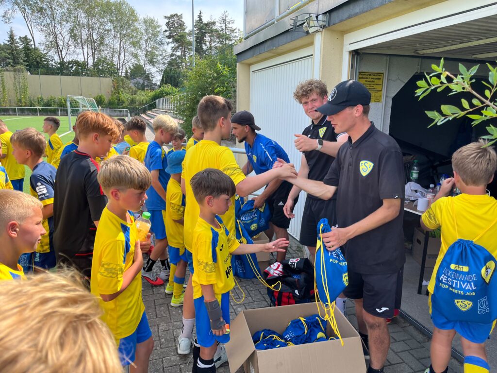 Erfolgreiche vierte Auflage des FSV-Feriencamps ausgebucht 57 Erfolgreiche vierte Auflage des FSV-Feriencamps ausgebucht 57
