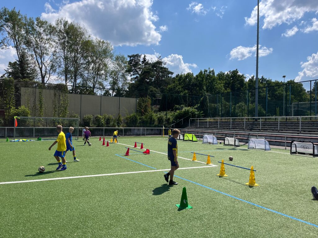 Erfolgreiche vierte Auflage des FSV-Feriencamps ausgebucht 46 Erfolgreiche vierte Auflage des FSV-Feriencamps ausgebucht 46