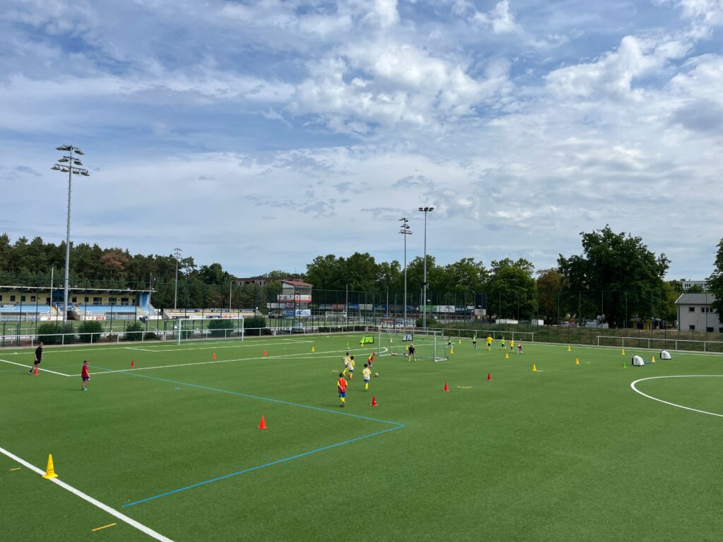 Erfolgreiche vierte Auflage des FSV-Feriencamps ausgebucht 35 Erfolgreiche vierte Auflage des FSV-Feriencamps ausgebucht 35