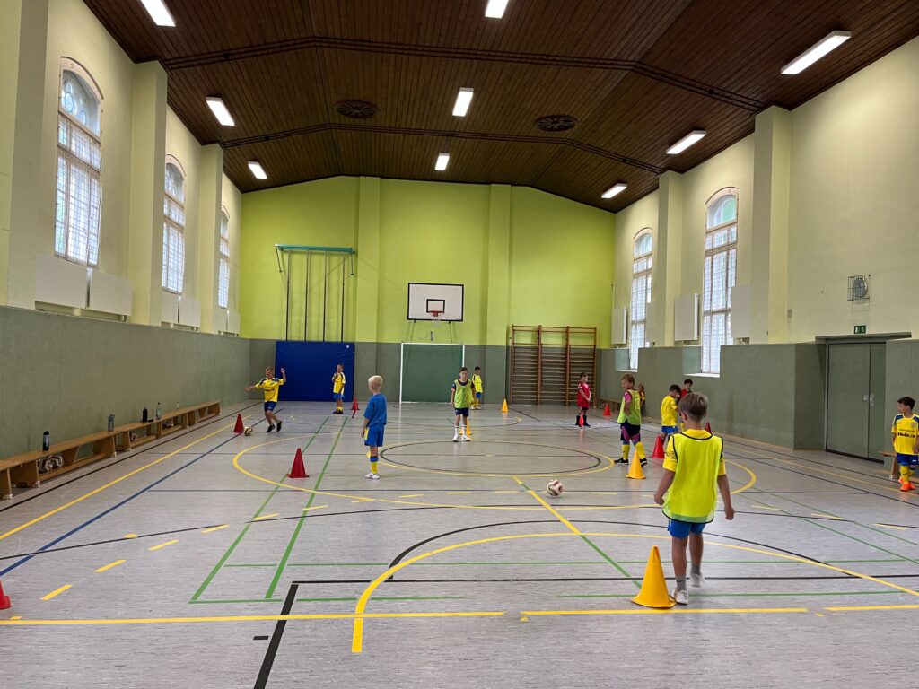 Erfolgreiche vierte Auflage des FSV-Feriencamps ausgebucht 32 Erfolgreiche vierte Auflage des FSV-Feriencamps ausgebucht 32