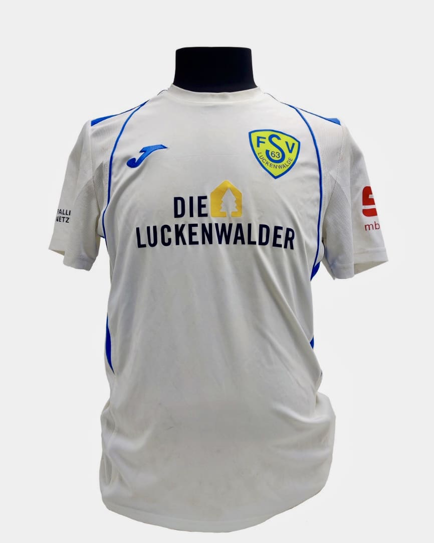 Versteigerung des Matchworn-Trikots von Andreas Pollasch 2