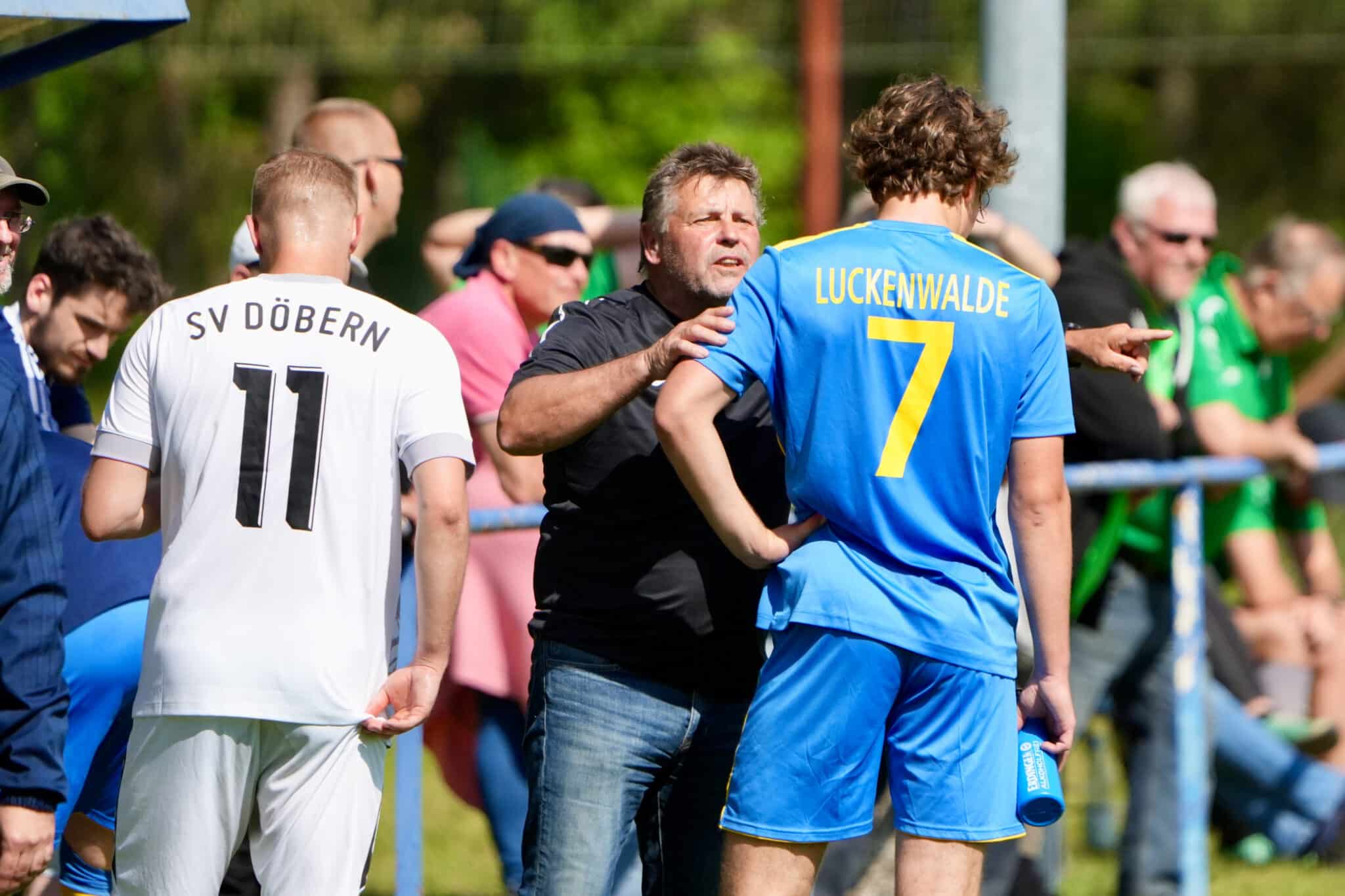 FSV-Kulttrainer Ingo Nachtigall wird 65 3 FSV-Kulttrainer Ingo Nachtigall wird 65 3