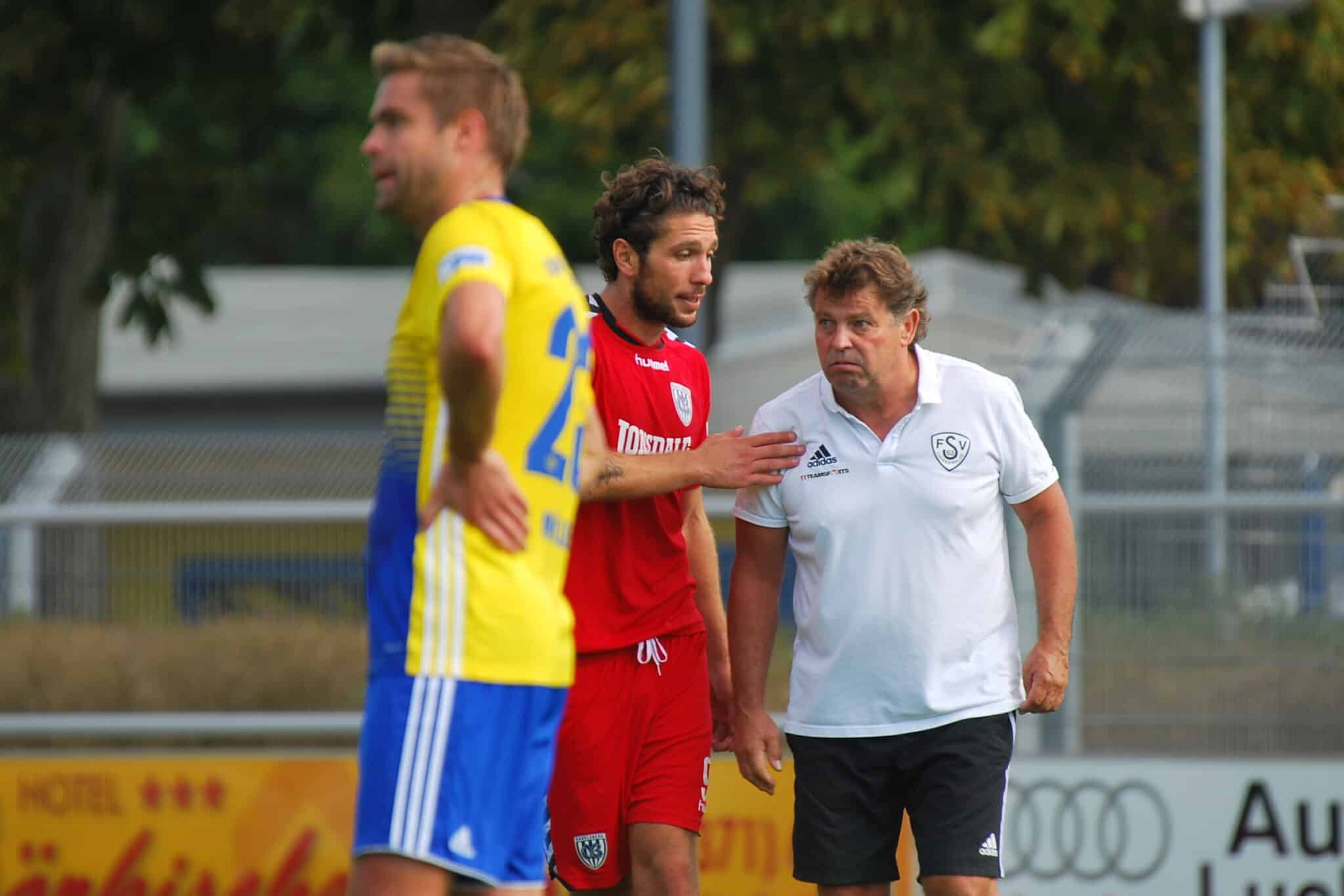 FSV-Kulttrainer Ingo Nachtigall wird 65 10 FSV-Kulttrainer Ingo Nachtigall wird 65 10