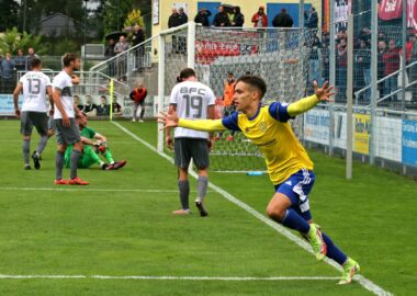 Die ersten Bundesliga-Minuten für Frederik Schmahl 1