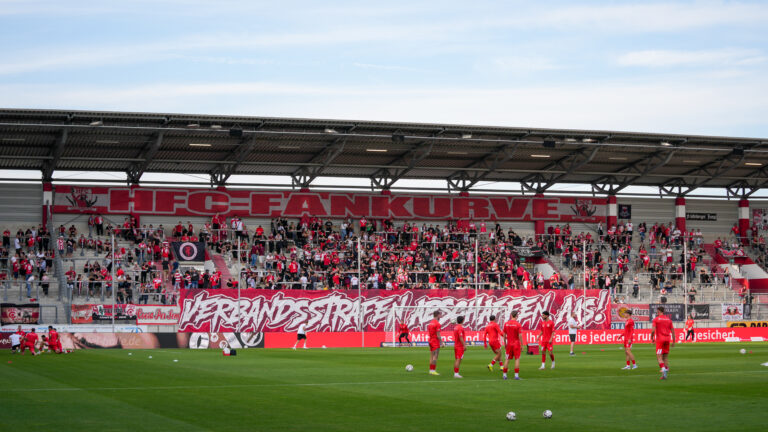 Ticketkauf für das Auswärtsspiel gegen den HFC 1