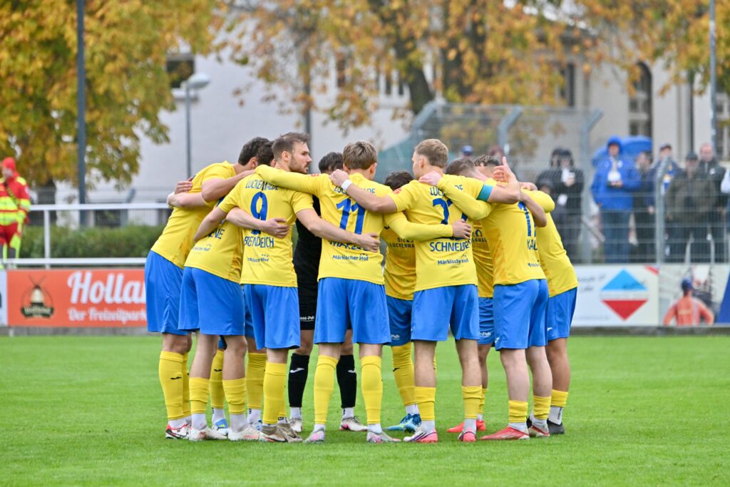 Trotz ansprechender Leistung auch im 17. Duell keine Punkte gegen den FC Carl Zeiss Jena 15 Trotz ansprechender Leistung auch im 17. Duell keine Punkte gegen den FC Carl Zeiss Jena 15