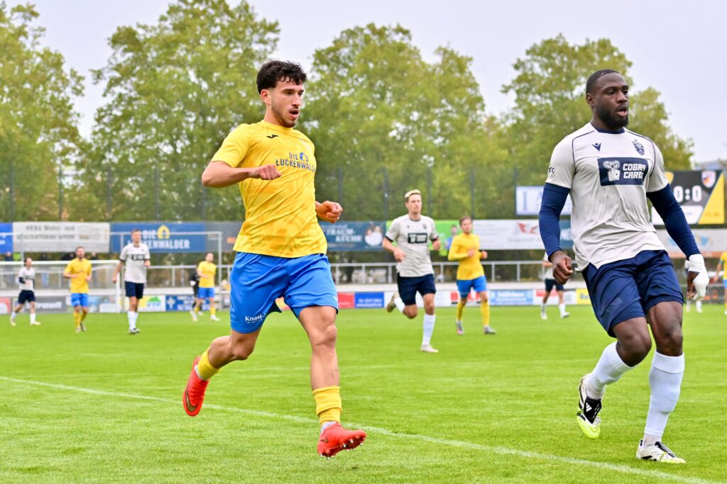Trotz ansprechender Leistung auch im 17. Duell keine Punkte gegen den FC Carl Zeiss Jena 20 Trotz ansprechender Leistung auch im 17. Duell keine Punkte gegen den FC Carl Zeiss Jena 20