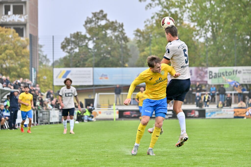 Trotz ansprechender Leistung auch im 17. Duell keine Punkte gegen den FC Carl Zeiss Jena 45 Trotz ansprechender Leistung auch im 17. Duell keine Punkte gegen den FC Carl Zeiss Jena 45