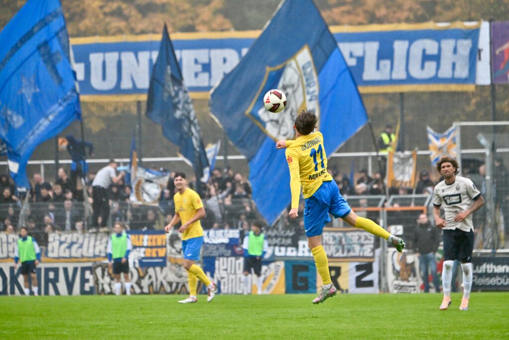 Trotz ansprechender Leistung auch im 17. Duell keine Punkte gegen den FC Carl Zeiss Jena 54 Trotz ansprechender Leistung auch im 17. Duell keine Punkte gegen den FC Carl Zeiss Jena 54