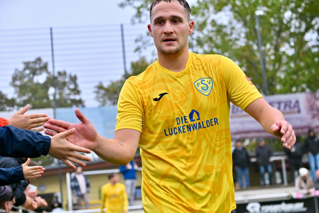 Trotz ansprechender Leistung auch im 17. Duell keine Punkte gegen den FC Carl Zeiss Jena 63 Trotz ansprechender Leistung auch im 17. Duell keine Punkte gegen den FC Carl Zeiss Jena 63