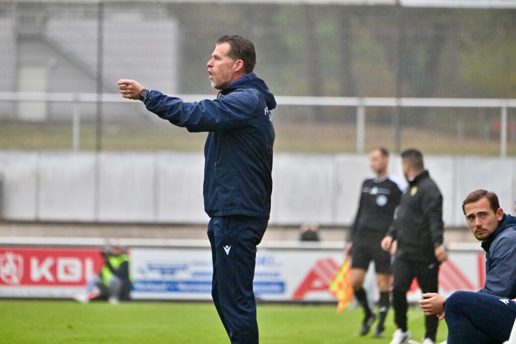 Trotz ansprechender Leistung auch im 17. Duell keine Punkte gegen den FC Carl Zeiss Jena 72 Trotz ansprechender Leistung auch im 17. Duell keine Punkte gegen den FC Carl Zeiss Jena 72