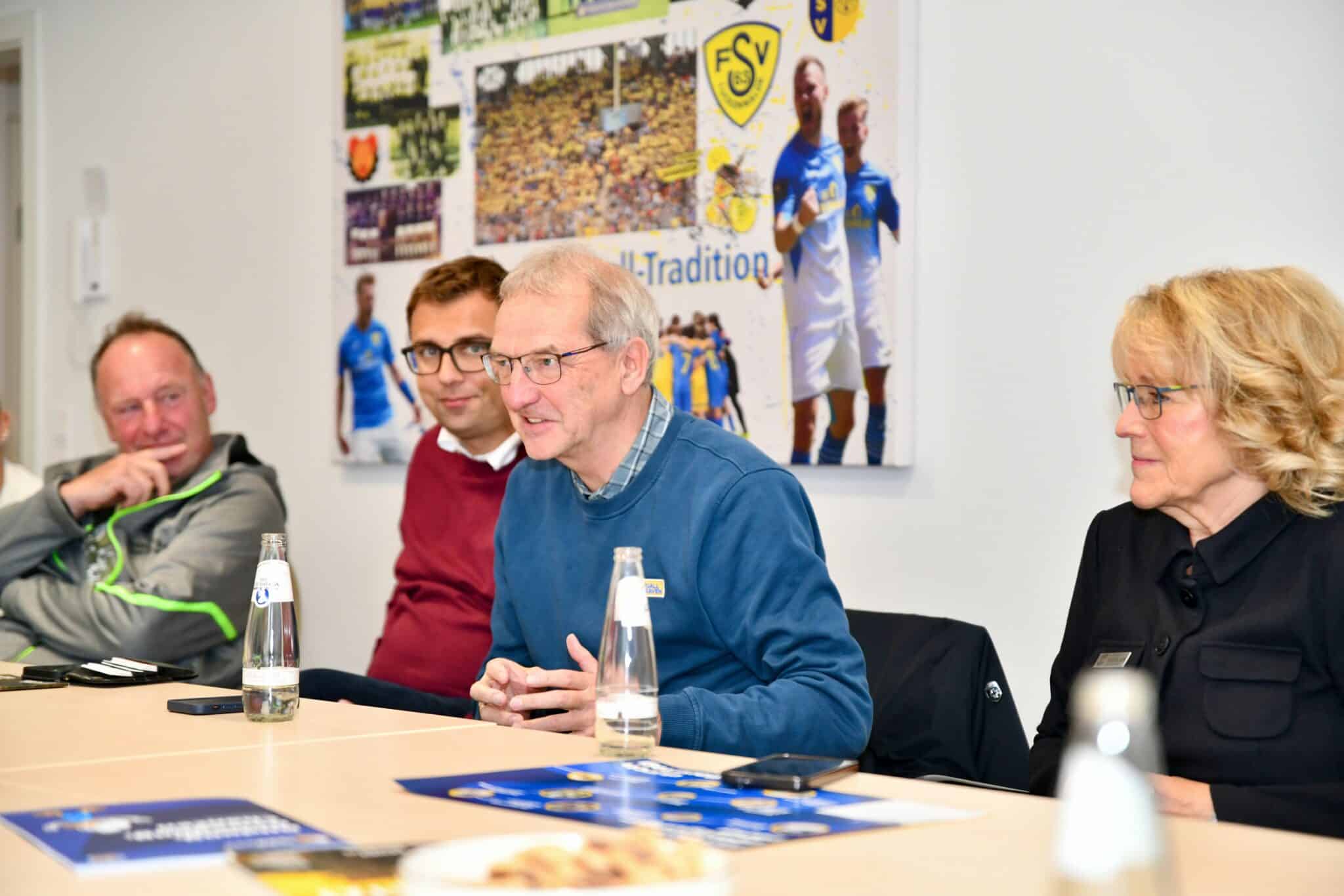 Start für SPORT VERNETZT und die Dachmarke PELIKAN-BANDE 23