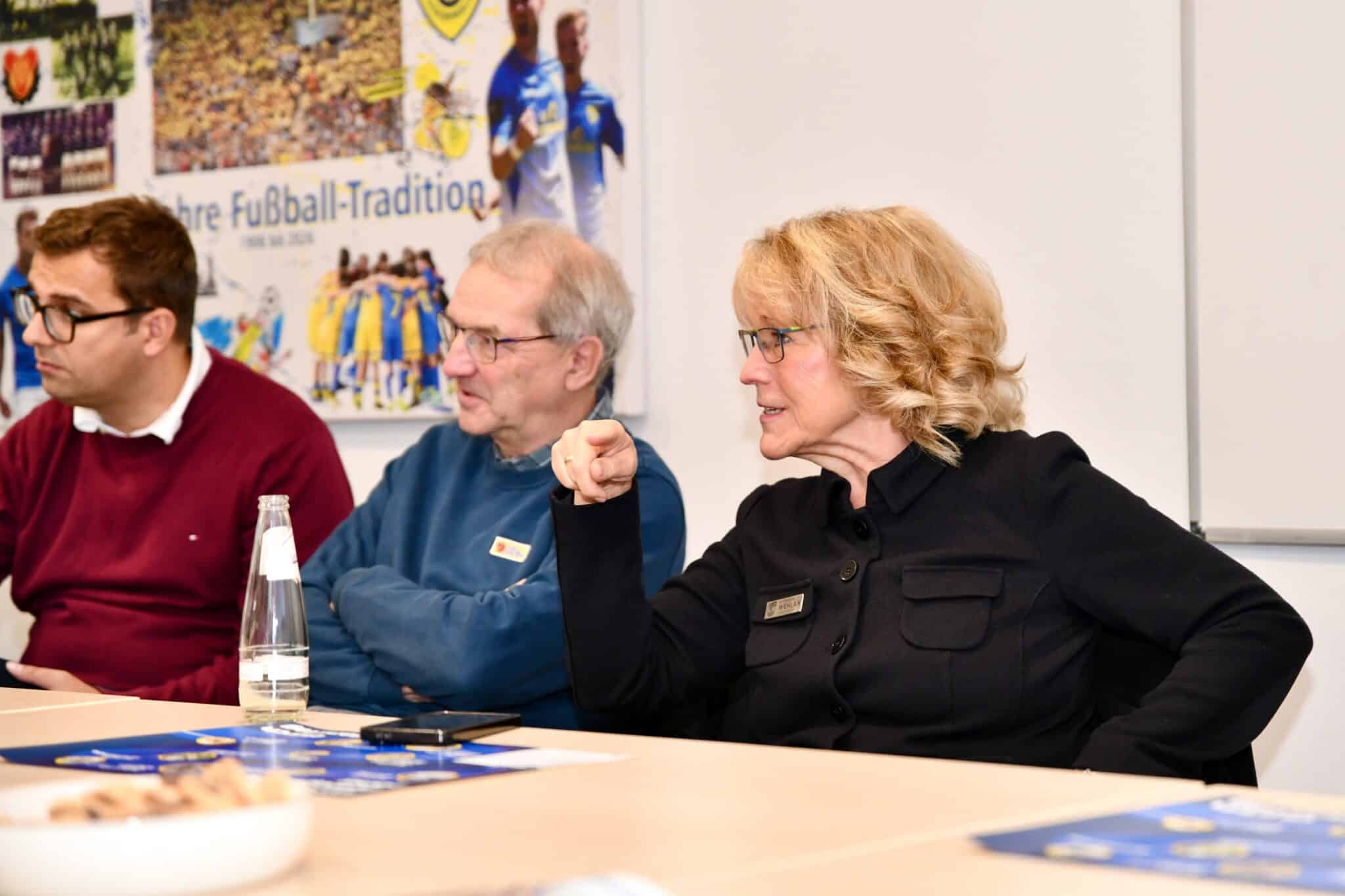 Start für SPORT VERNETZT und die Dachmarke PELIKAN-BANDE 25