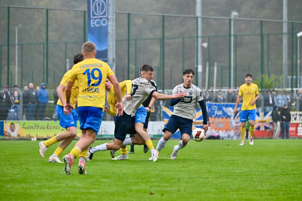 Trotz ansprechender Leistung auch im 17. Duell keine Punkte gegen den FC Carl Zeiss Jena 85 Trotz ansprechender Leistung auch im 17. Duell keine Punkte gegen den FC Carl Zeiss Jena 85