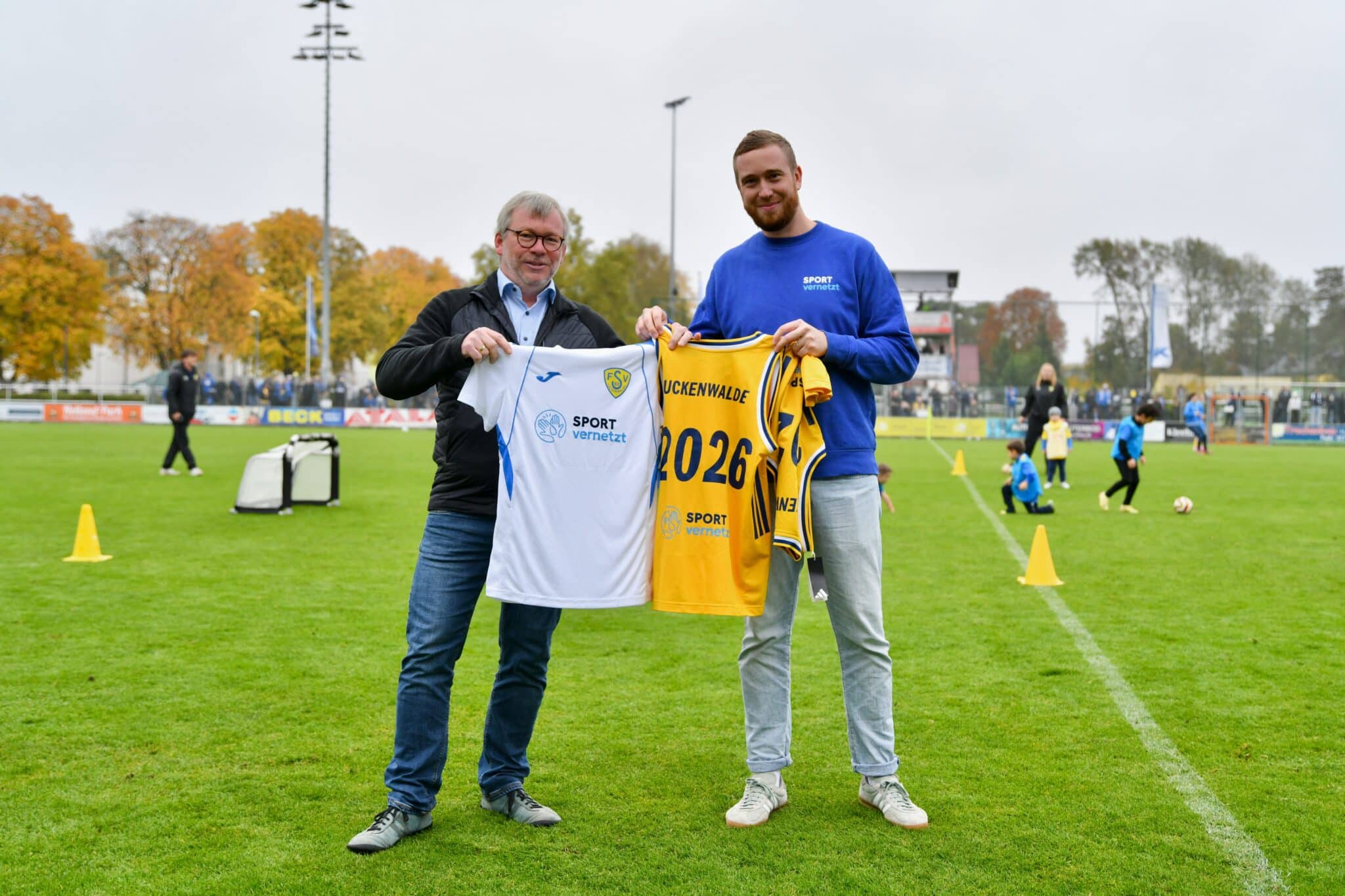 Start für SPORT VERNETZT und die Dachmarke PELIKAN-BANDE 30